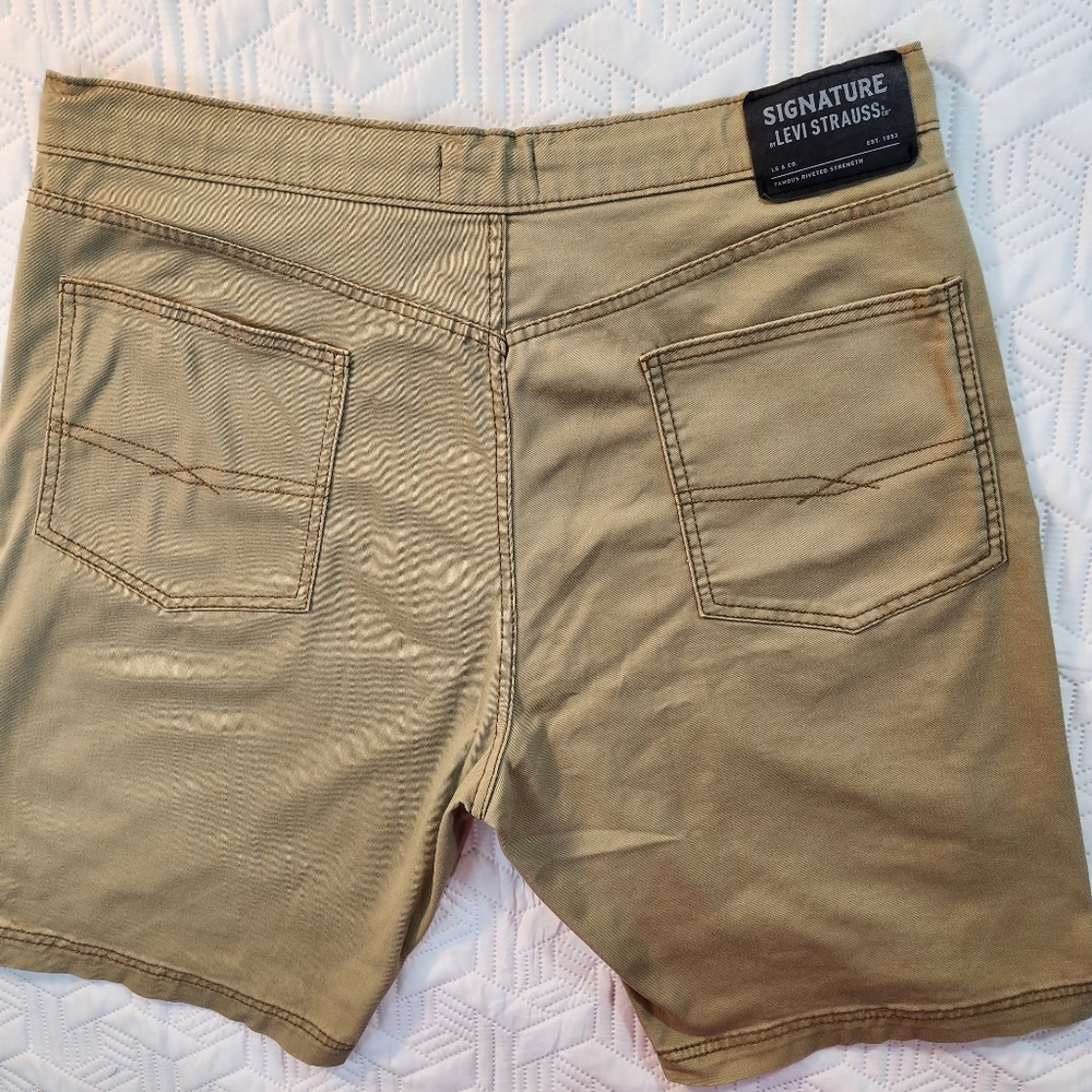 Levis Strauss Shorts Mens Cargo Khakis Sz 36 Inside Outside Front‎ Pocket Zip - Picture 5 of 11